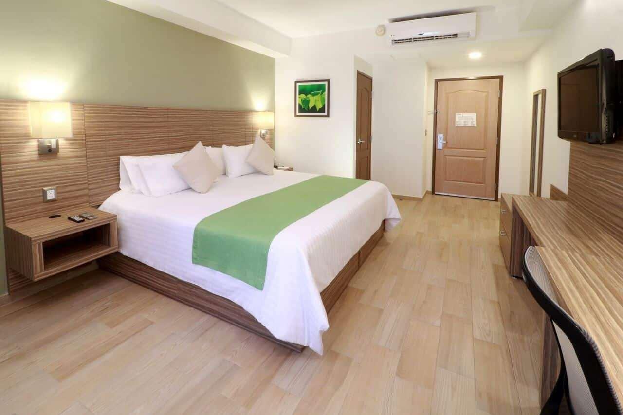 Wyndham Garden Monterrey Valle Real Eksteriør bilde