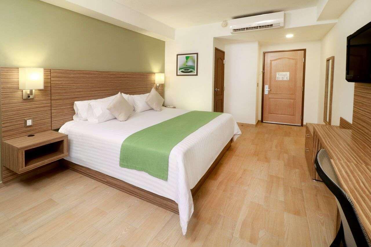 Wyndham Garden Monterrey Valle Real Eksteriør bilde