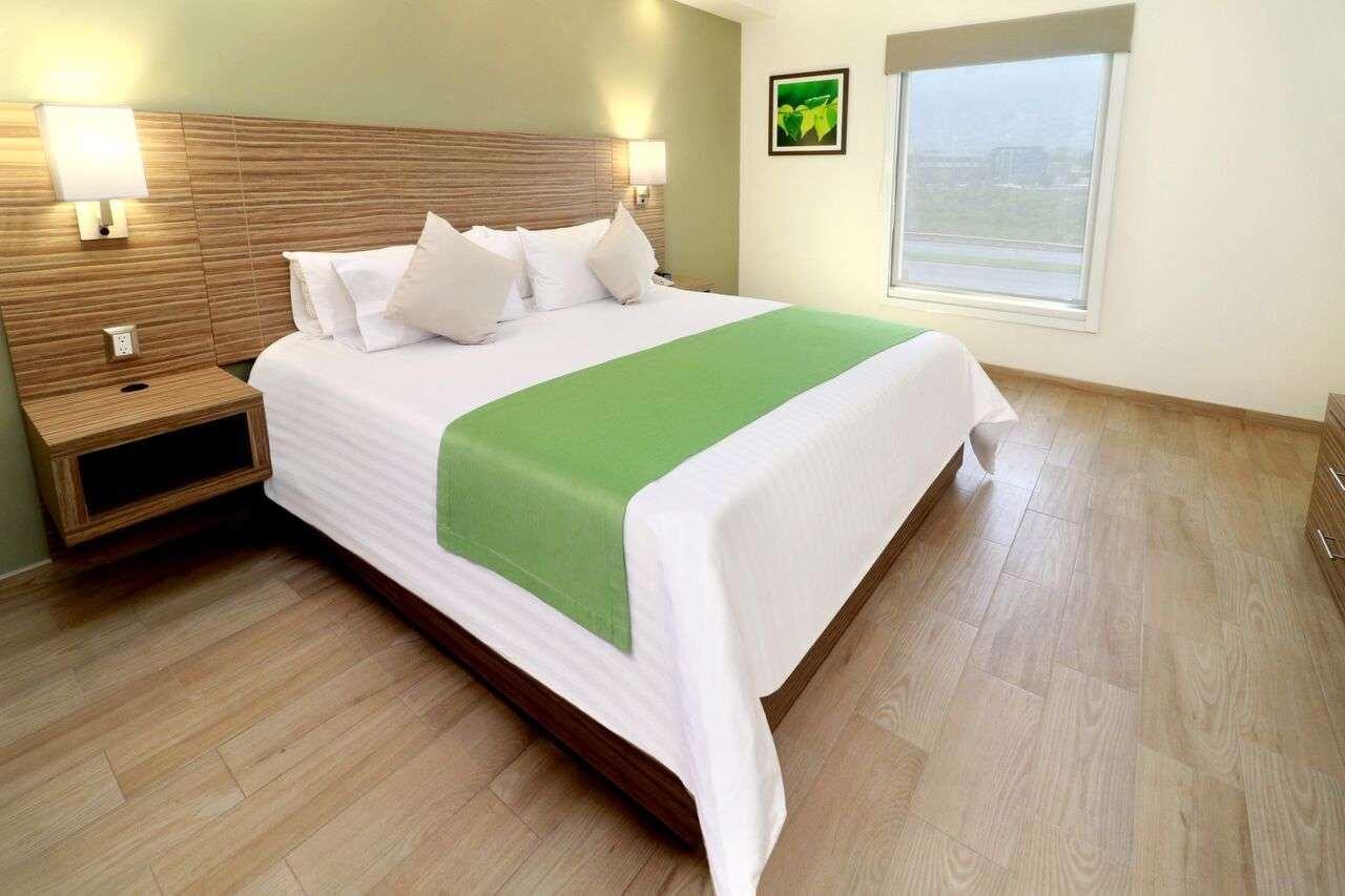 Wyndham Garden Monterrey Valle Real Eksteriør bilde