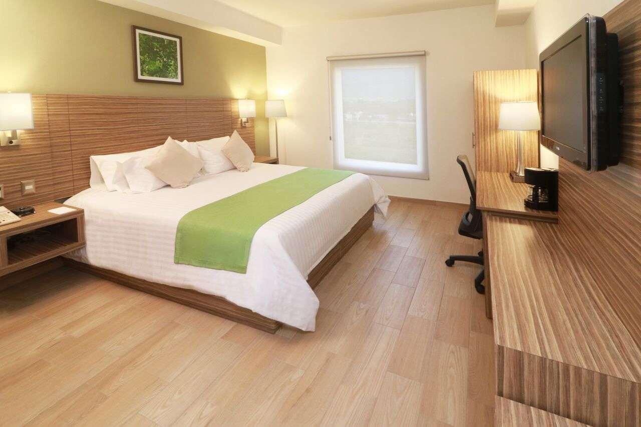 Wyndham Garden Monterrey Valle Real Eksteriør bilde