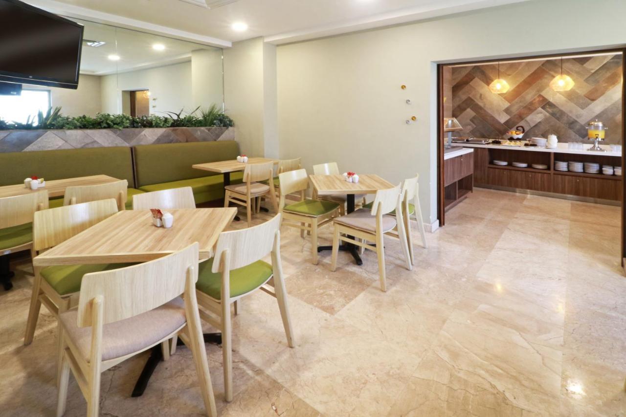 Wyndham Garden Monterrey Valle Real Eksteriør bilde