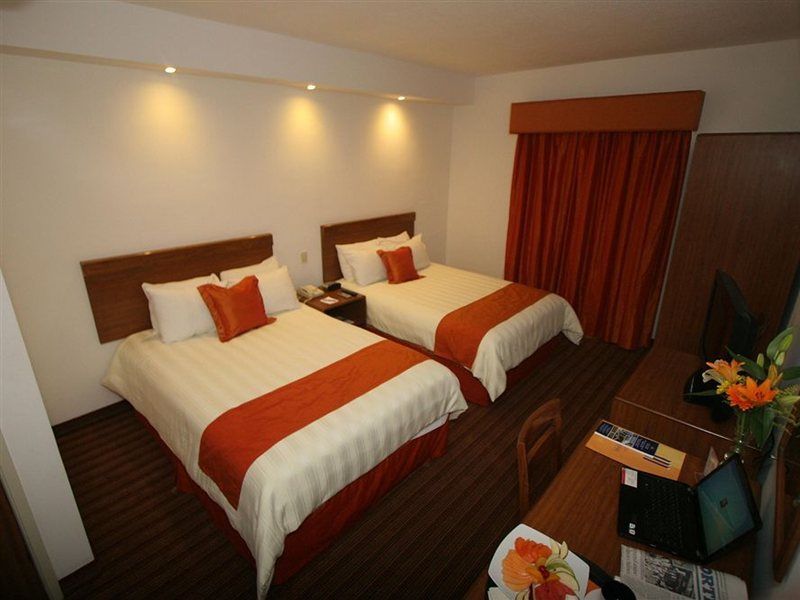 Wyndham Garden Monterrey Valle Real Eksteriør bilde