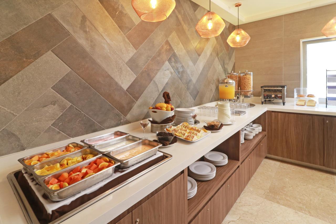 Wyndham Garden Monterrey Valle Real Eksteriør bilde